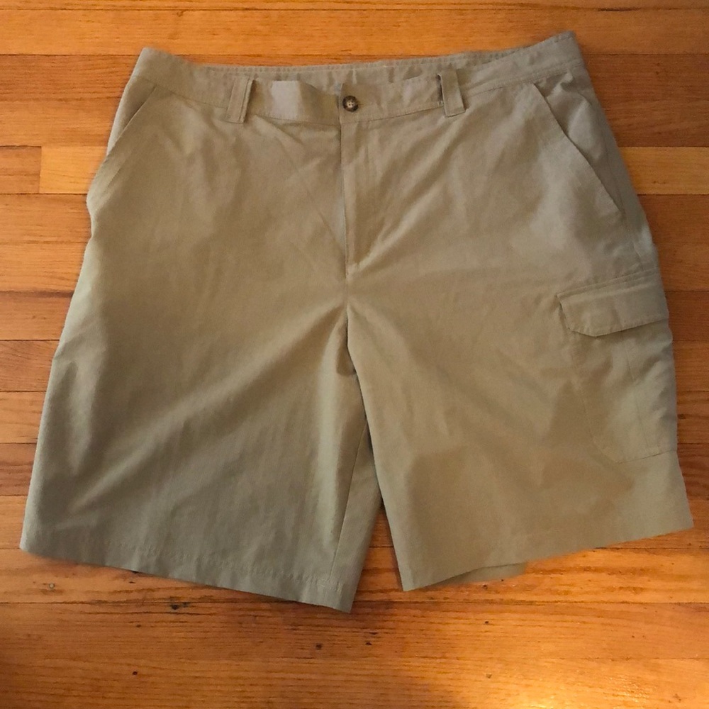 Columbia shorts